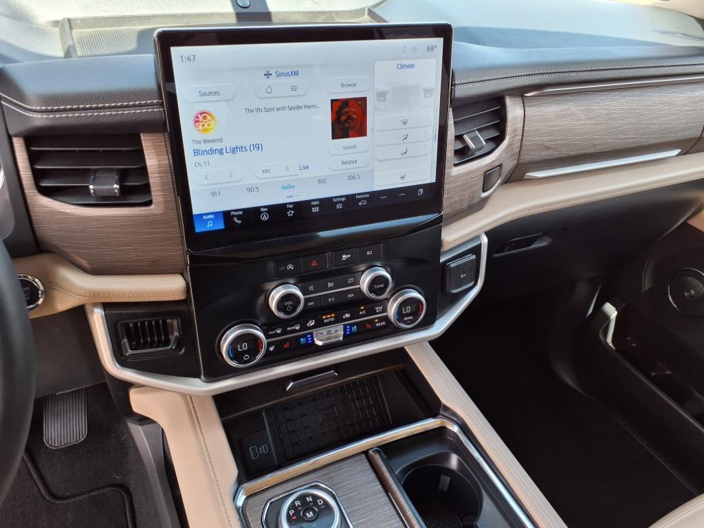 used 2024 Ford Expedition car, priced at $50,000