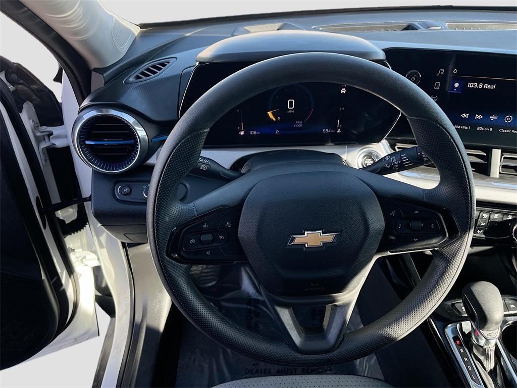 used 2025 Chevrolet Trax car, priced at $18,400