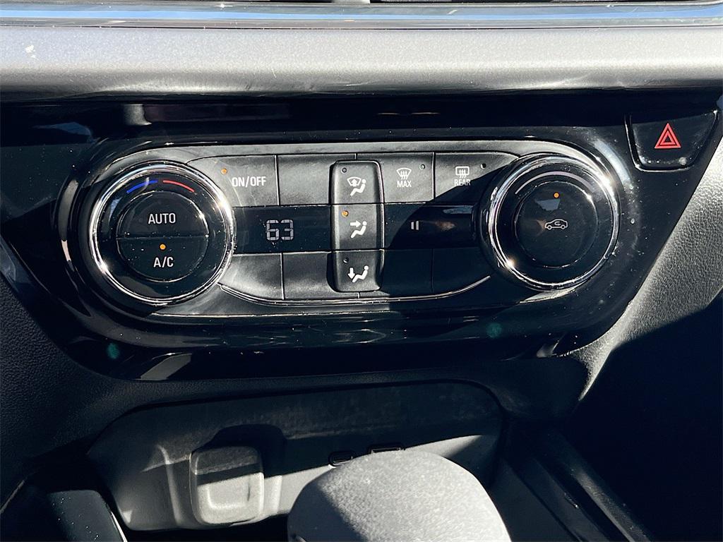 used 2025 Chevrolet Trax car, priced at $18,400