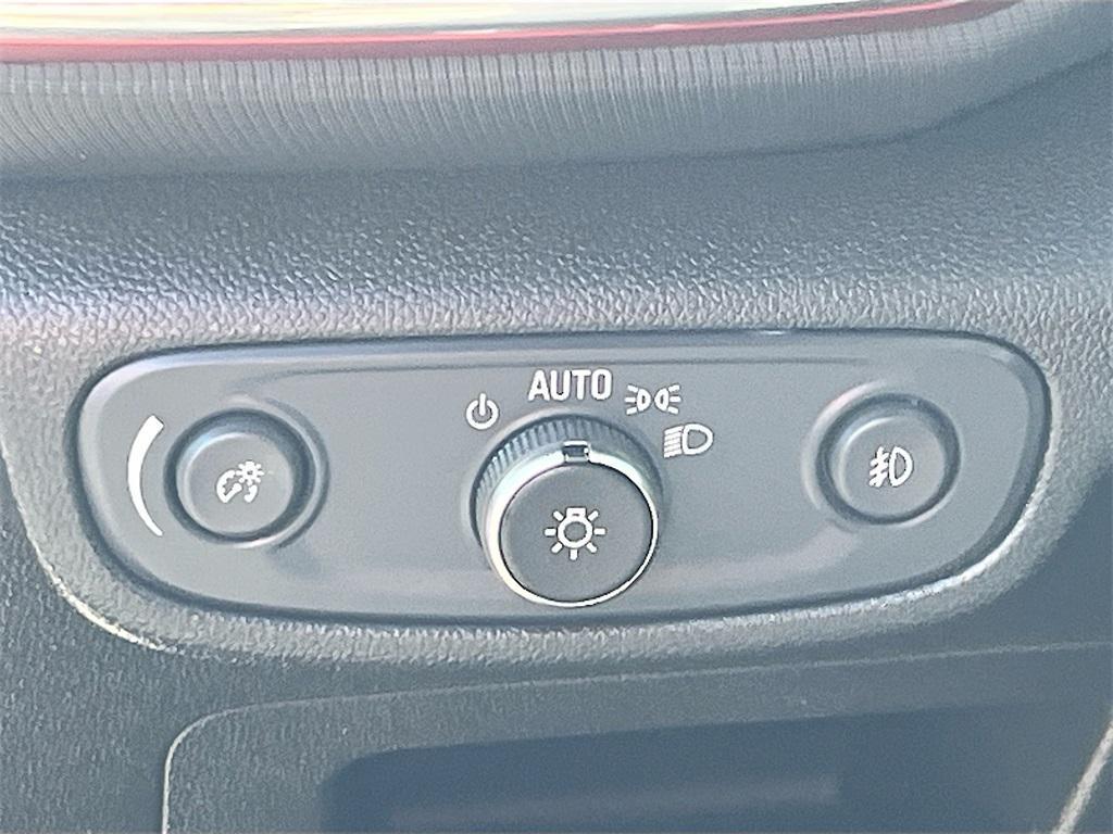 used 2021 Chevrolet TrailBlazer car, priced at $17,700