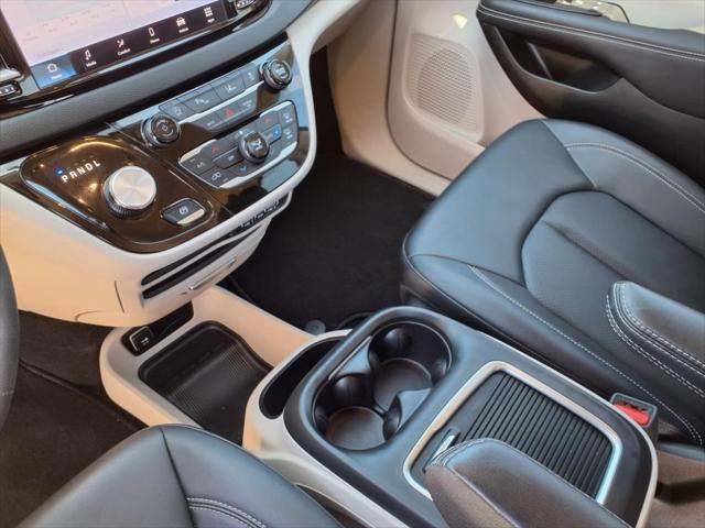 used 2024 Chrysler Pacifica car, priced at $30,000