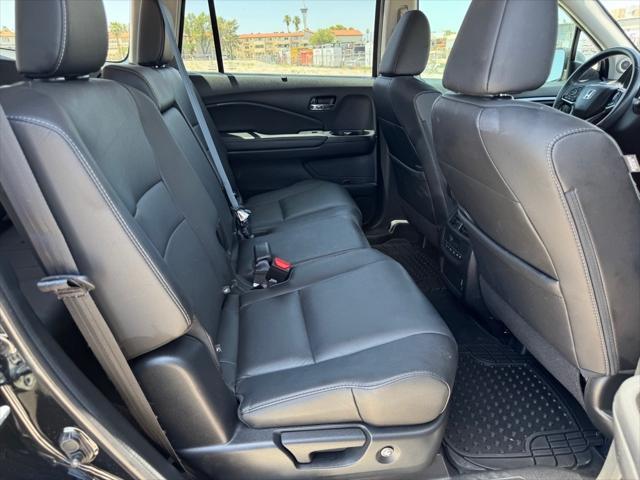 used 2022 Honda Pilot car, priced at $27,200