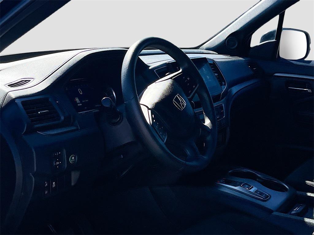 used 2022 Honda Pilot car, priced at $26,000
