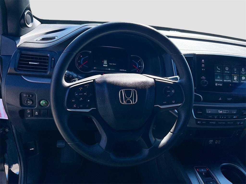 used 2022 Honda Pilot car, priced at $26,000