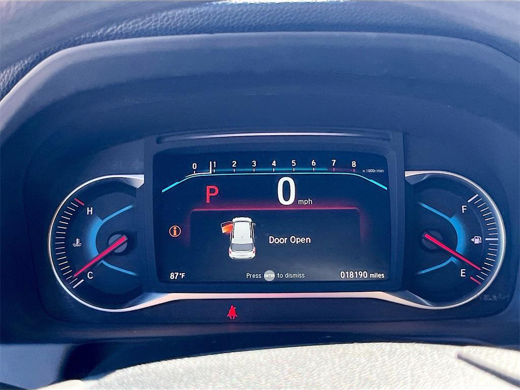 used 2022 Honda Pilot car, priced at $26,000