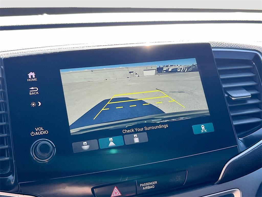 used 2022 Honda Pilot car, priced at $26,000