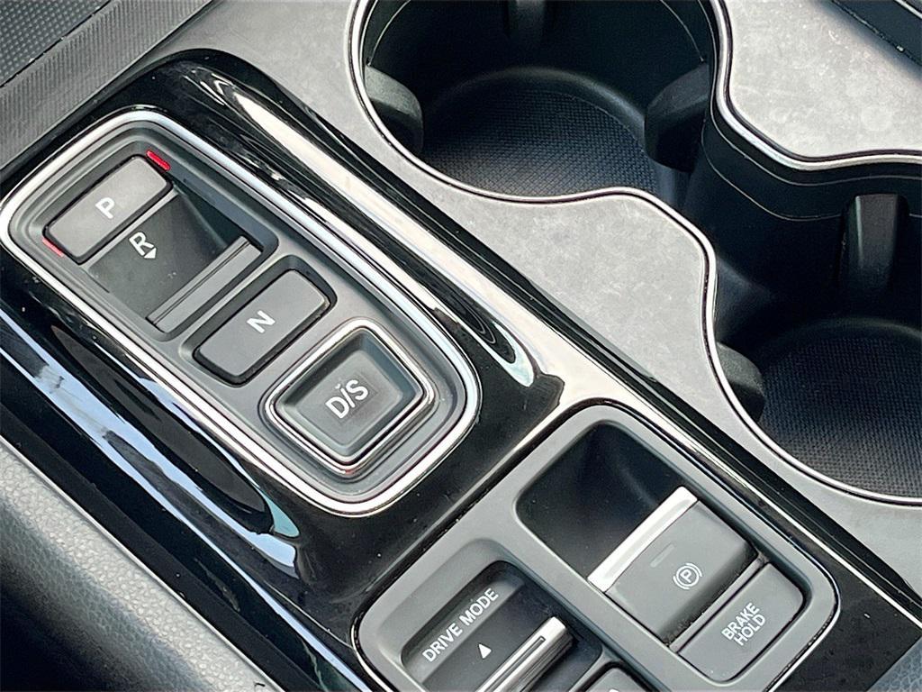 used 2024 Honda Pilot car, priced at $30,000