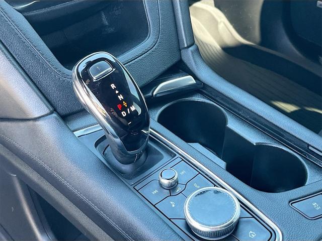 used 2024 Cadillac XT5 car, priced at $32,000