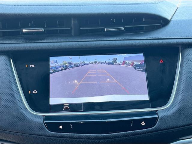 used 2024 Cadillac XT5 car, priced at $32,000