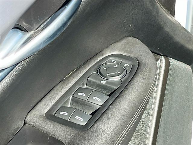 used 2024 Cadillac XT5 car, priced at $32,000