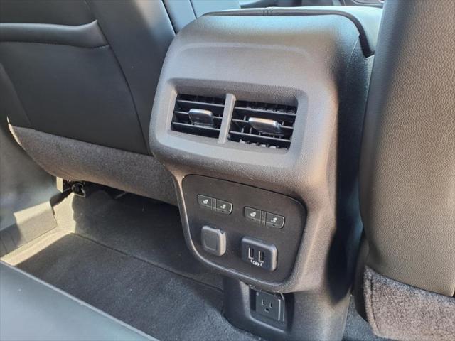 used 2018 Chevrolet Equinox car, priced at $16,400