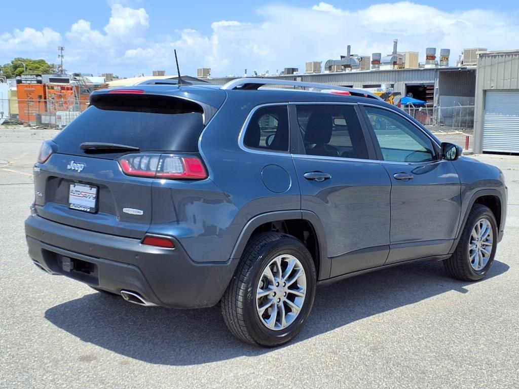 used 2021 Jeep Cherokee car, priced at $17,800