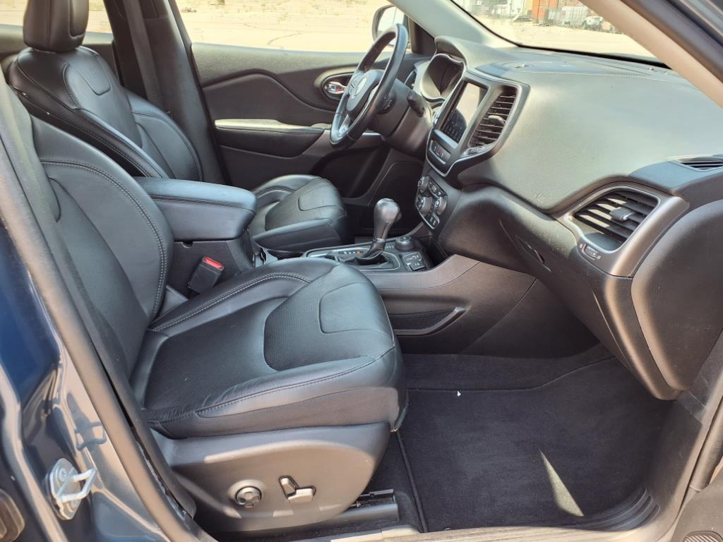 used 2021 Jeep Cherokee car, priced at $17,800