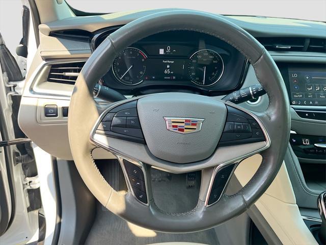 used 2020 Cadillac XT5 car, priced at $24,100