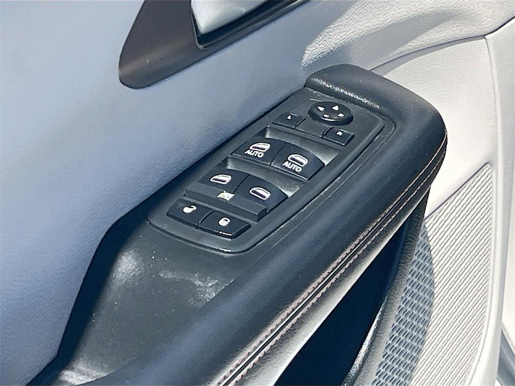 used 2018 Chrysler Pacifica car, priced at $15,000