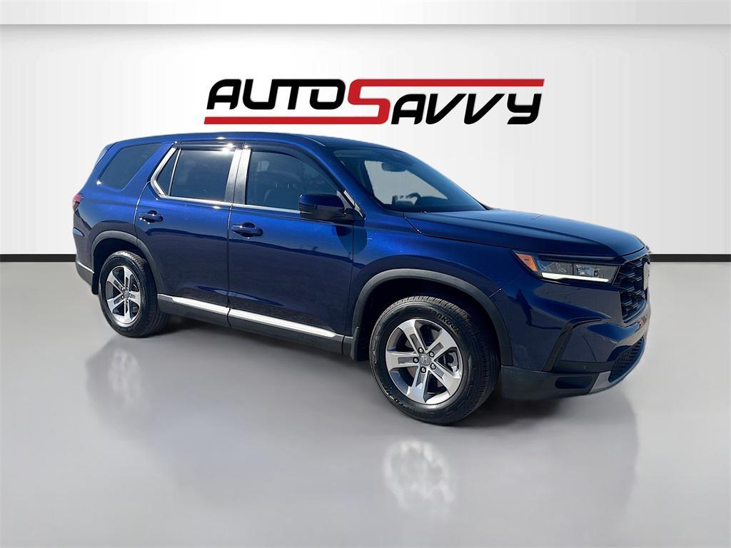 used 2025 Honda Pilot car, priced at $33,600