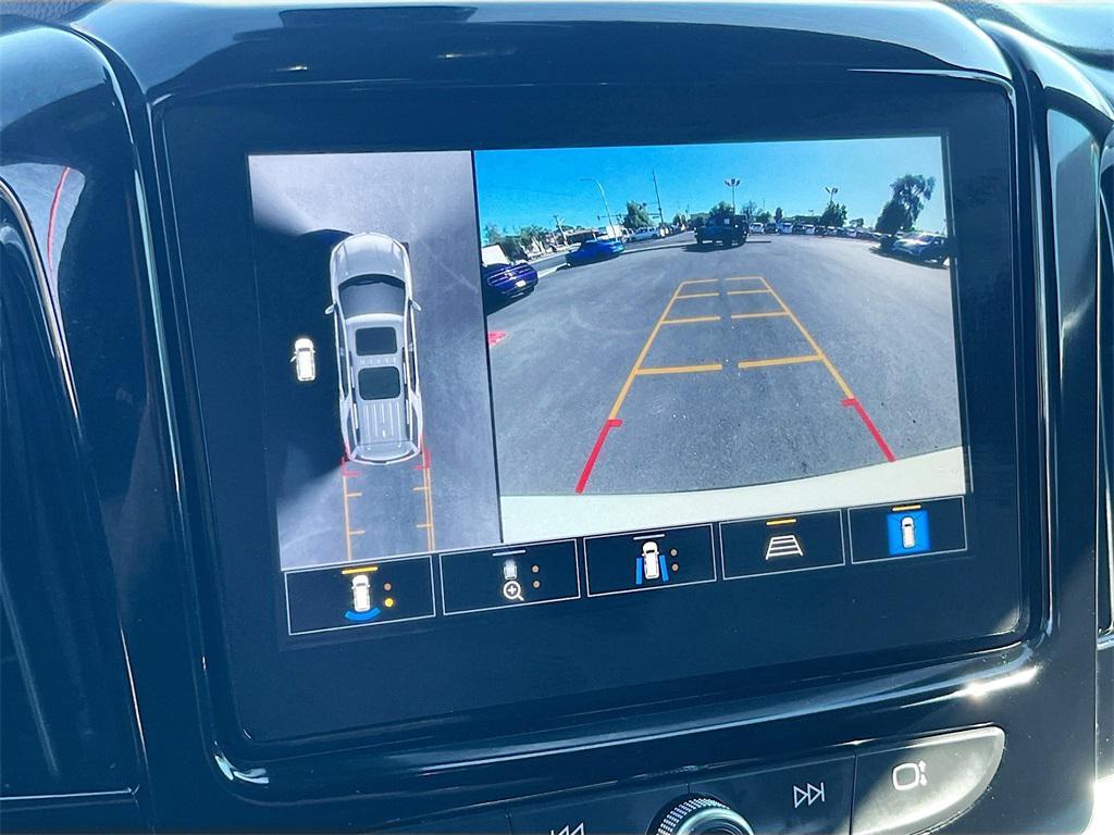 used 2023 Chevrolet Traverse car, priced at $29,300