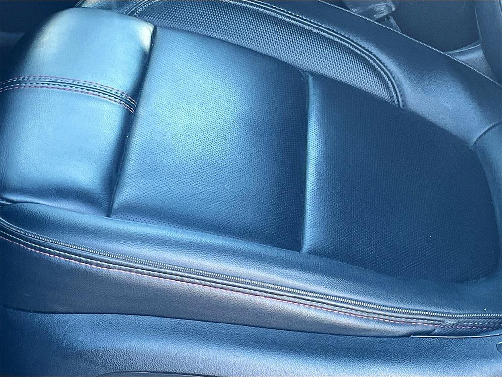 used 2023 Chevrolet Traverse car, priced at $29,300