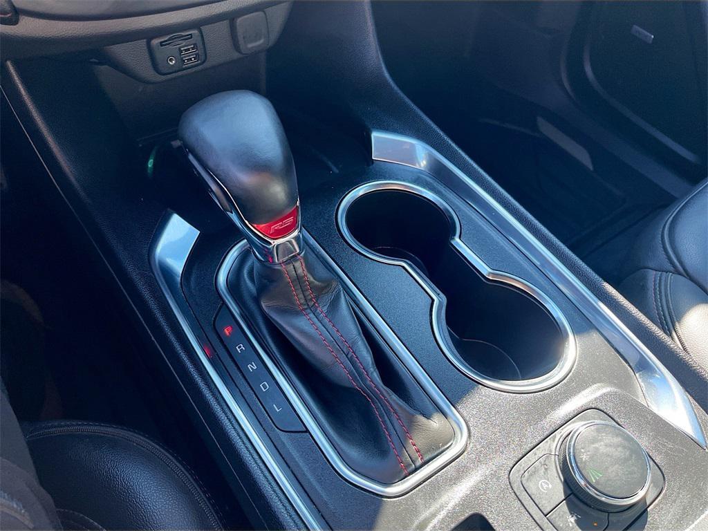 used 2023 Chevrolet Traverse car, priced at $29,300