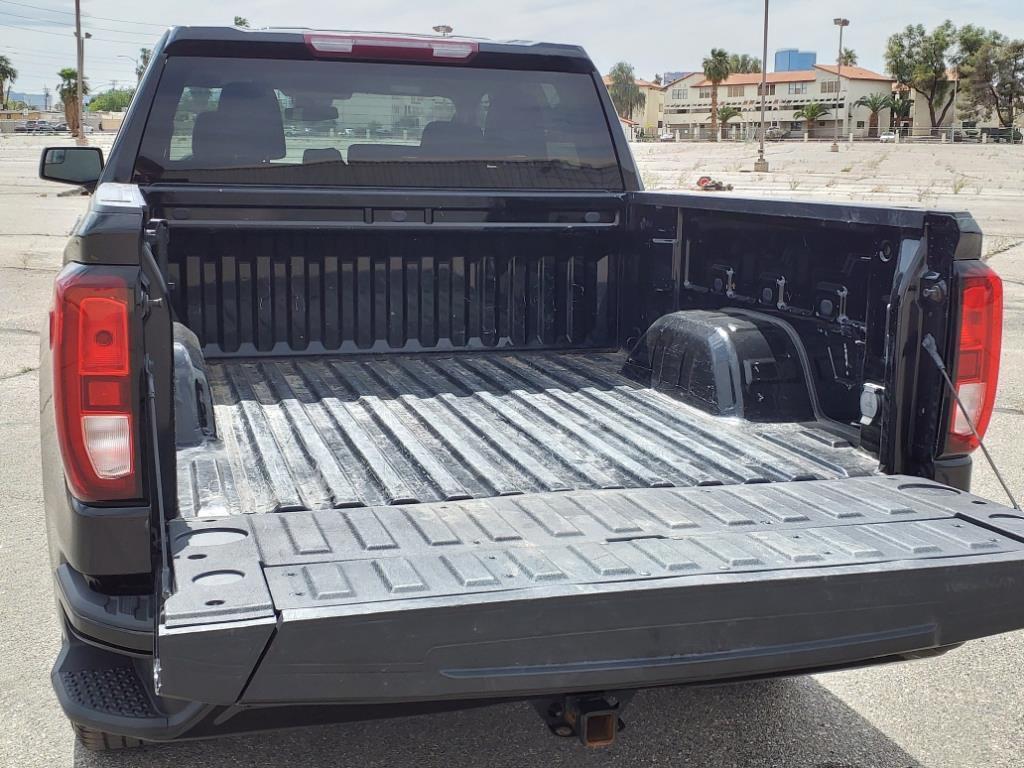 used 2022 GMC Sierra 1500 car, priced at $38,500