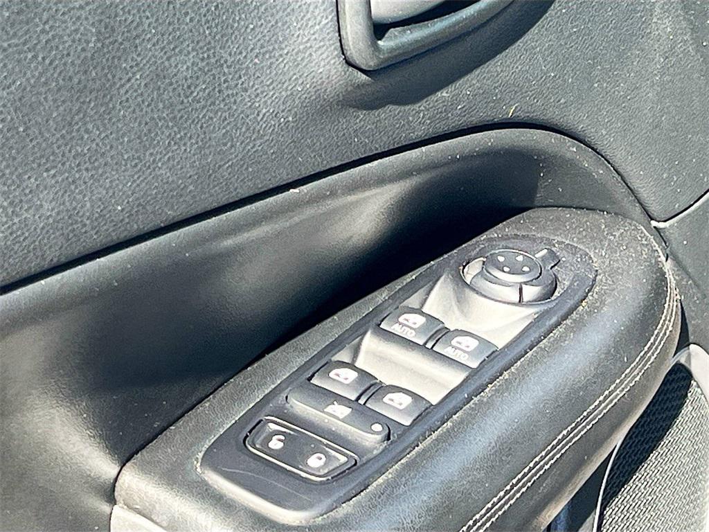 used 2021 Jeep Compass car, priced at $14,700