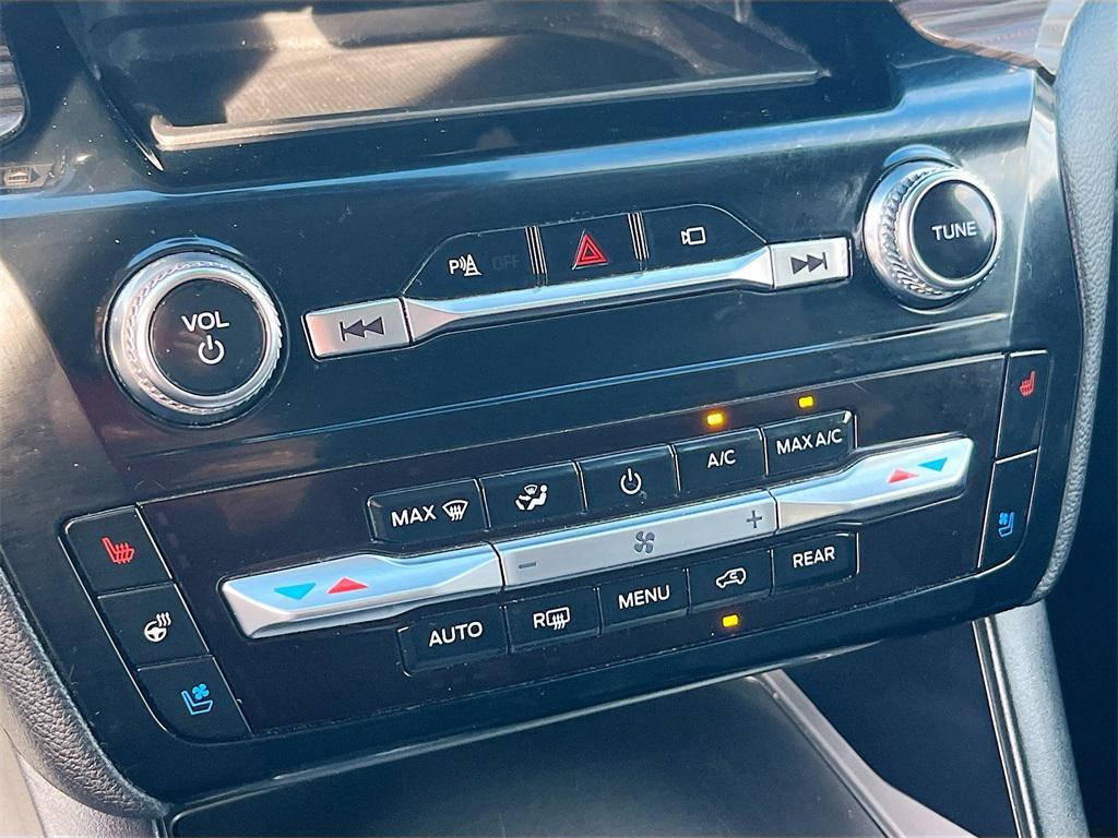 used 2022 Ford Explorer car, priced at $23,800