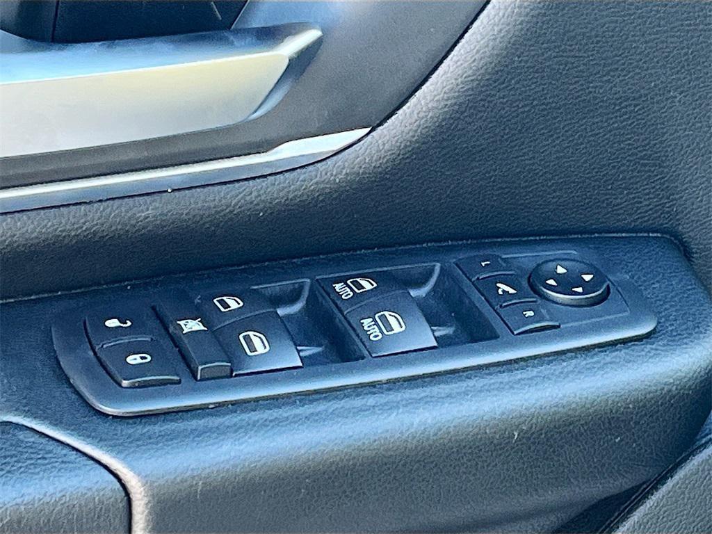 used 2020 Ram 1500 car, priced at $27,000