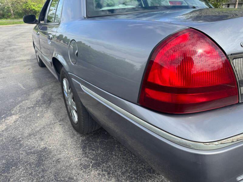 used 2006 Mercury Grand Marquis car, priced at $4,999