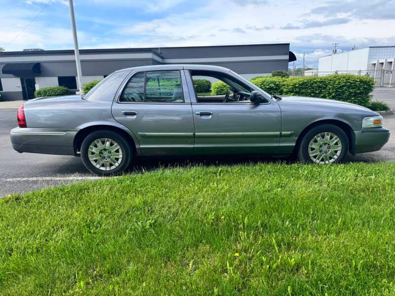 used 2006 Mercury Grand Marquis car, priced at $4,999