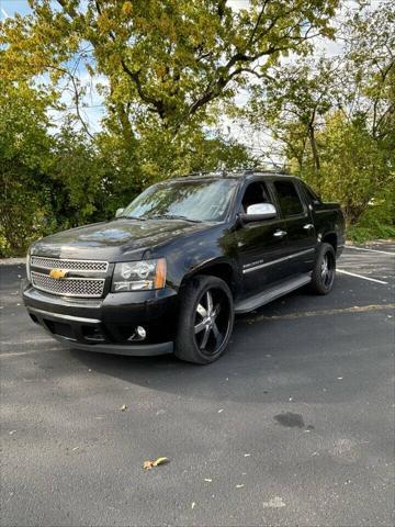 used 2013 Chevrolet Avalanche car, priced at $15,500