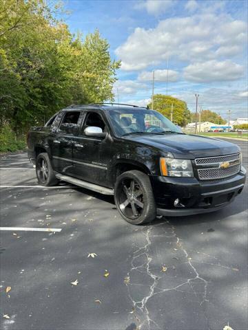 used 2013 Chevrolet Avalanche car, priced at $15,500