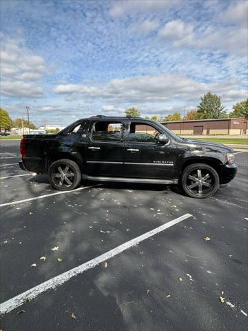 used 2013 Chevrolet Avalanche car, priced at $15,500