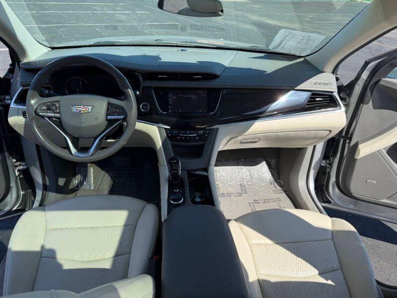 used 2020 Cadillac XT6 car, priced at $39,995