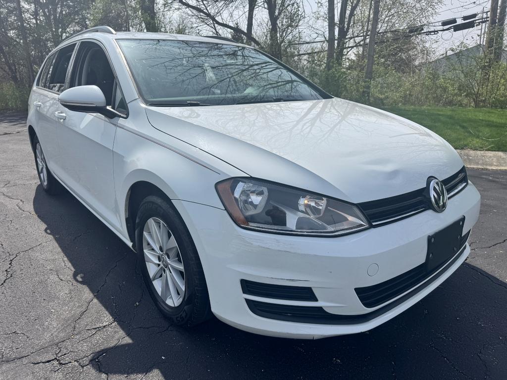 used 2016 Volkswagen Golf SportWagen car, priced at $9,999