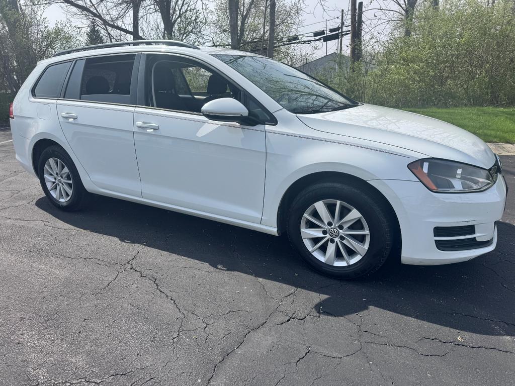 used 2016 Volkswagen Golf SportWagen car, priced at $9,999