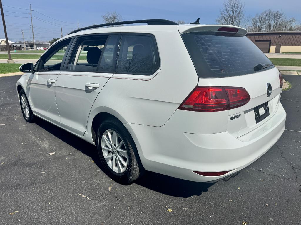 used 2016 Volkswagen Golf SportWagen car, priced at $9,999