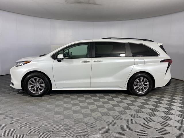 used 2022 Toyota Sienna car, priced at $38,283