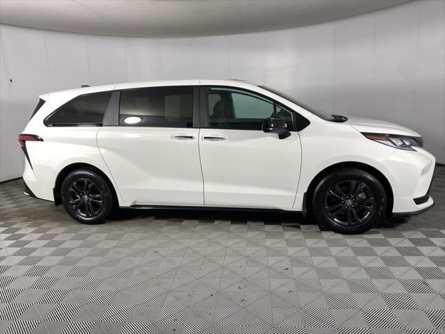 used 2025 Toyota Sienna car, priced at $54,902