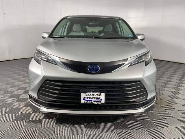 used 2021 Toyota Sienna car, priced at $35,938