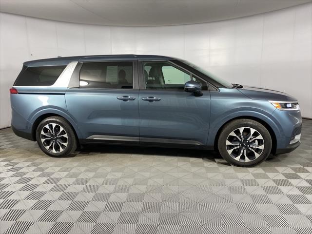 used 2023 Kia Carnival car, priced at $38,908