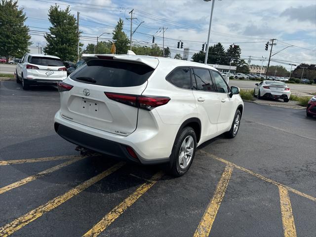 used 2021 Toyota Highlander car, priced at $32,443