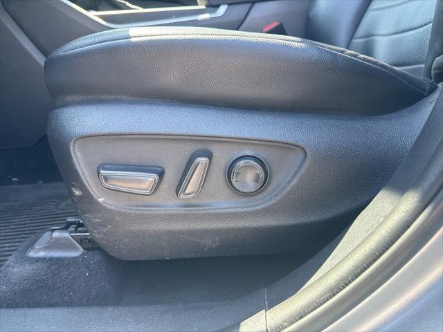 used 2021 Toyota Highlander car, priced at $35,546