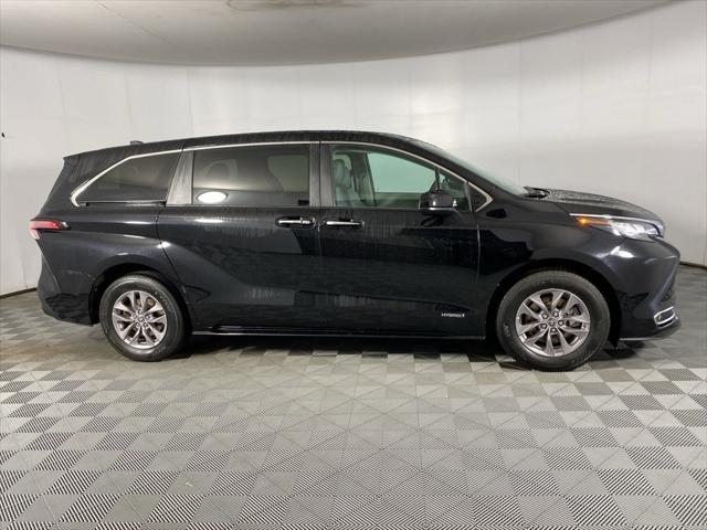 used 2021 Toyota Sienna car, priced at $35,859