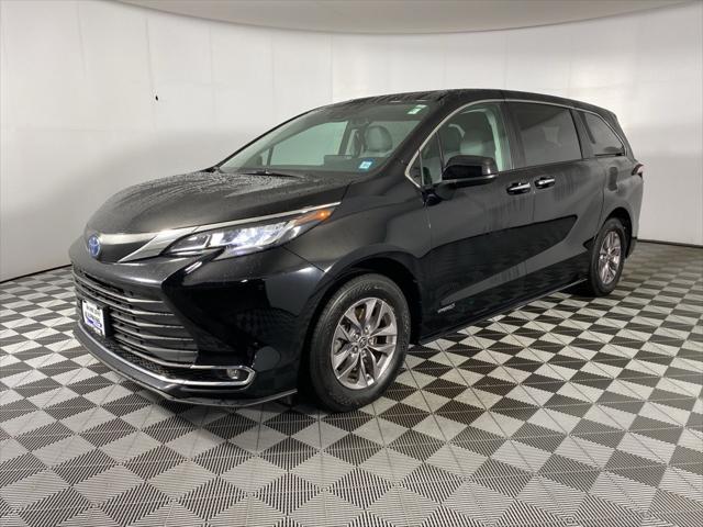 used 2021 Toyota Sienna car, priced at $35,859