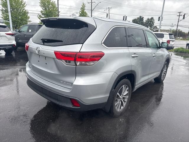 used 2017 Toyota Highlander car, priced at $26,990
