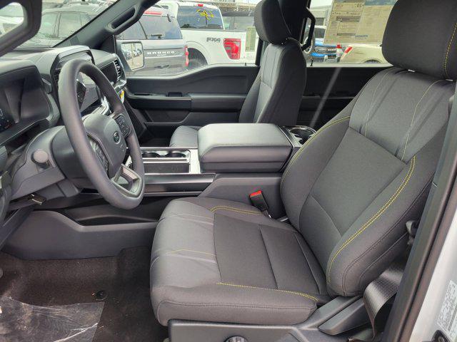 new 2025 Ford F-150 car, priced at $45,572