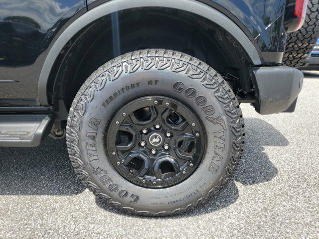 new 2025 Ford Bronco car, priced at $60,059