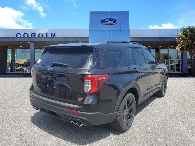 new 2024 Ford Explorer car, priced at $61,460