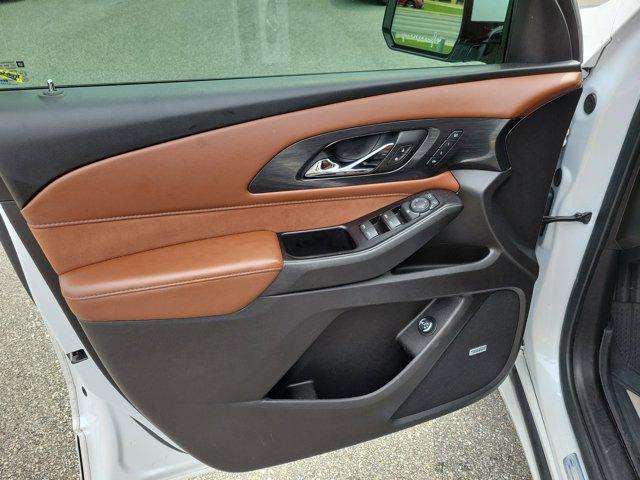 used 2019 Chevrolet Traverse car, priced at $23,889