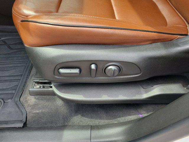 used 2019 Chevrolet Traverse car, priced at $23,889